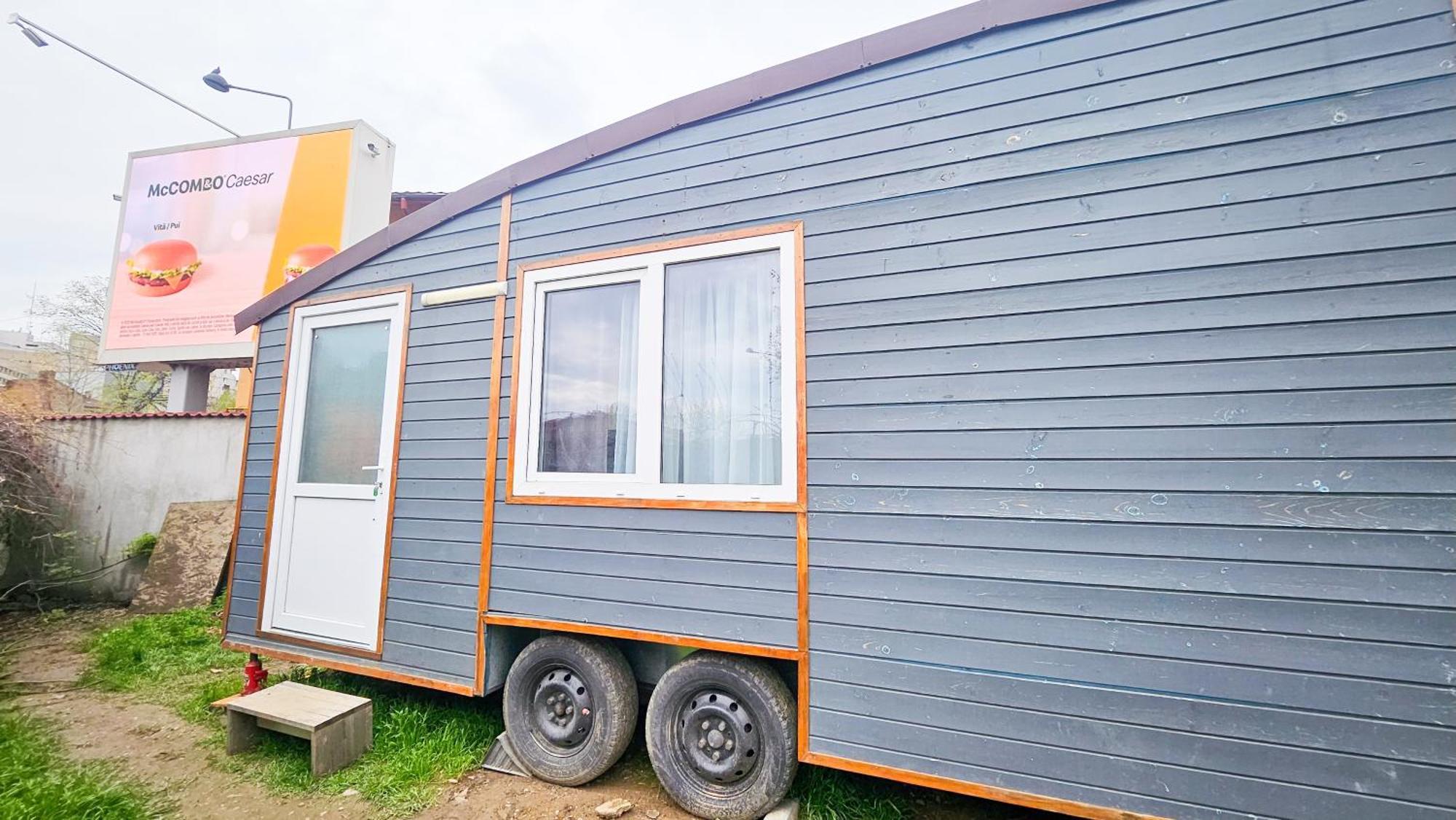 Downtown Tiny Houses Near Cismigiu Gardens Bucharest Exterior photo