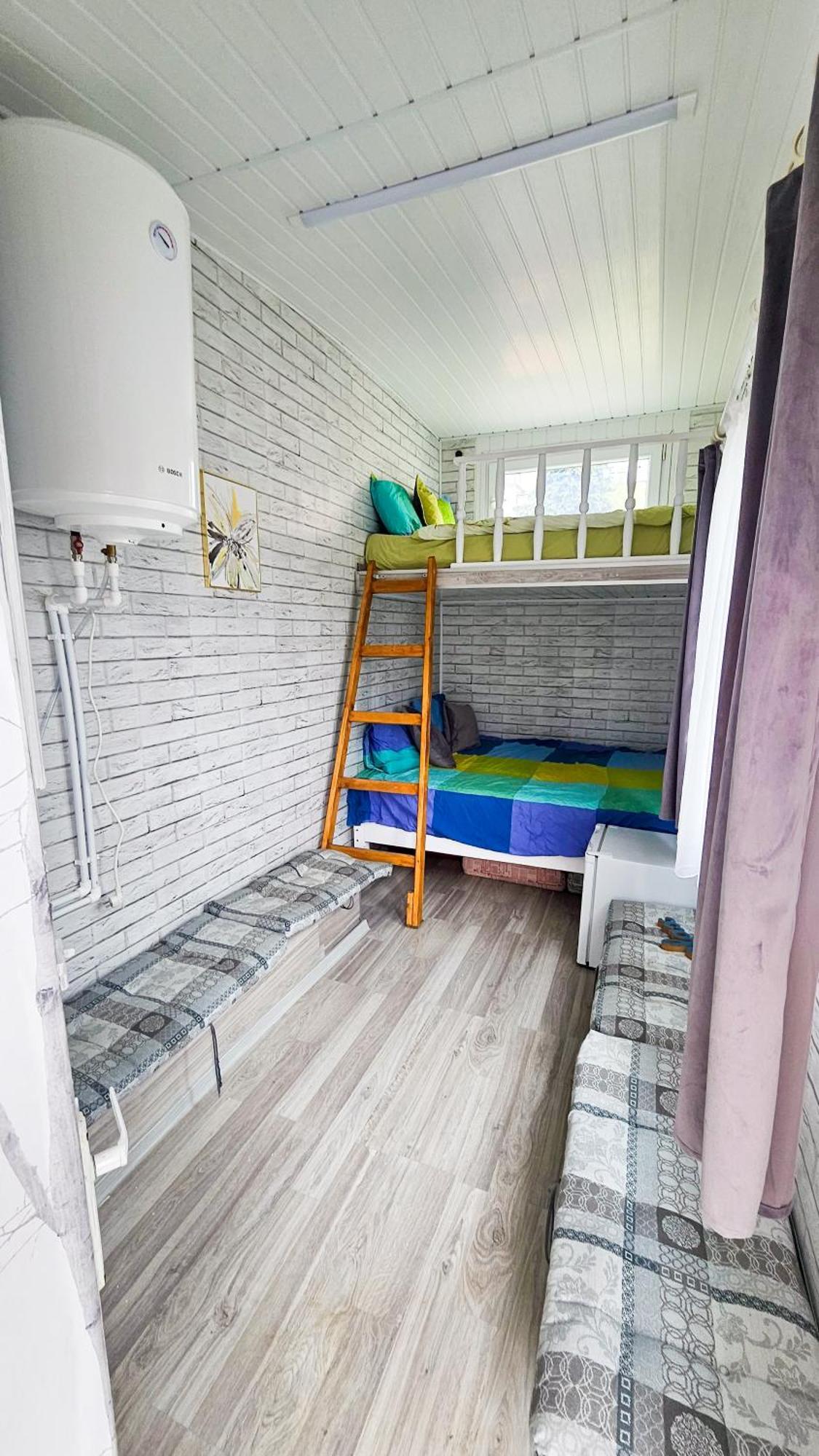 Downtown Tiny Houses Near Cismigiu Gardens Bucharest Exterior photo