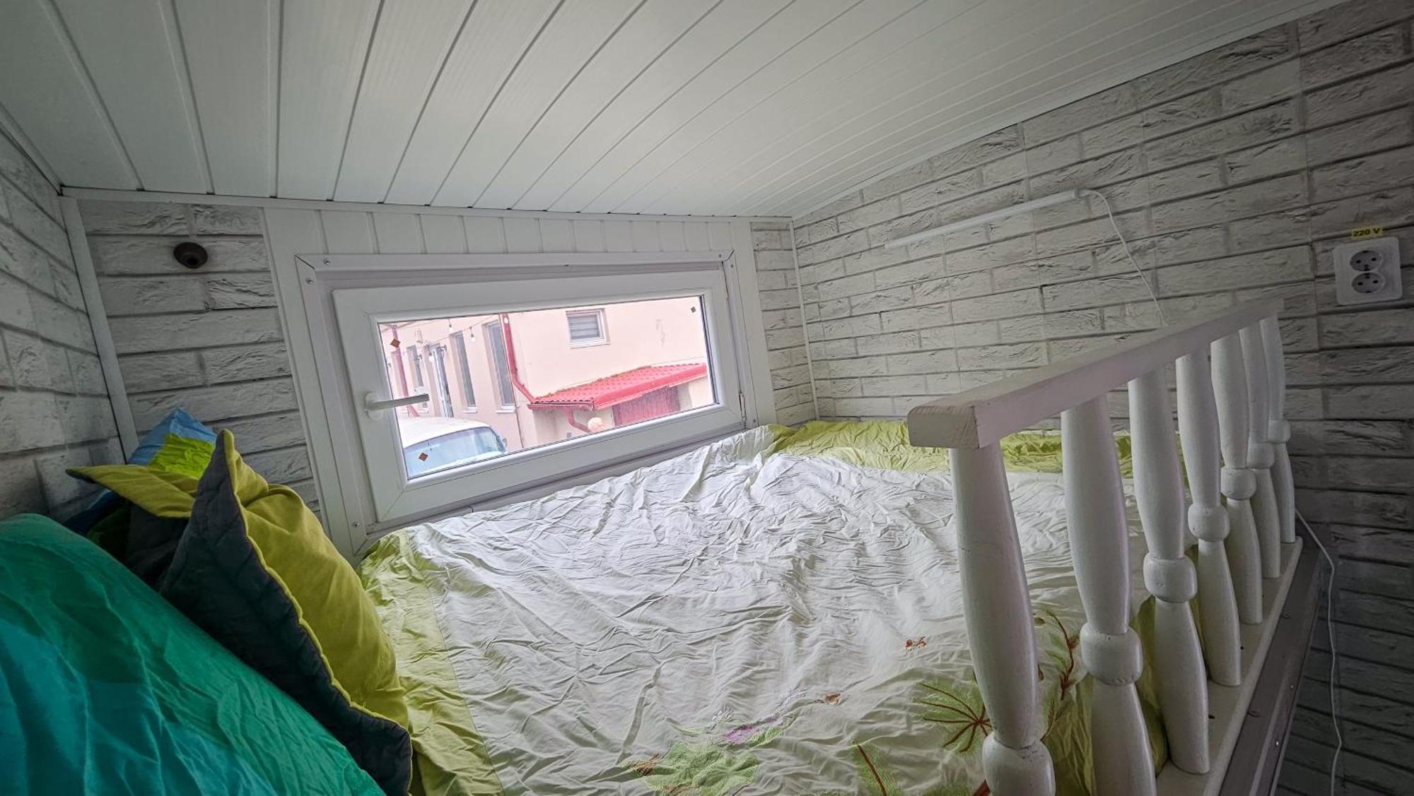 Downtown Tiny Houses Near Cismigiu Gardens Bucharest Exterior photo